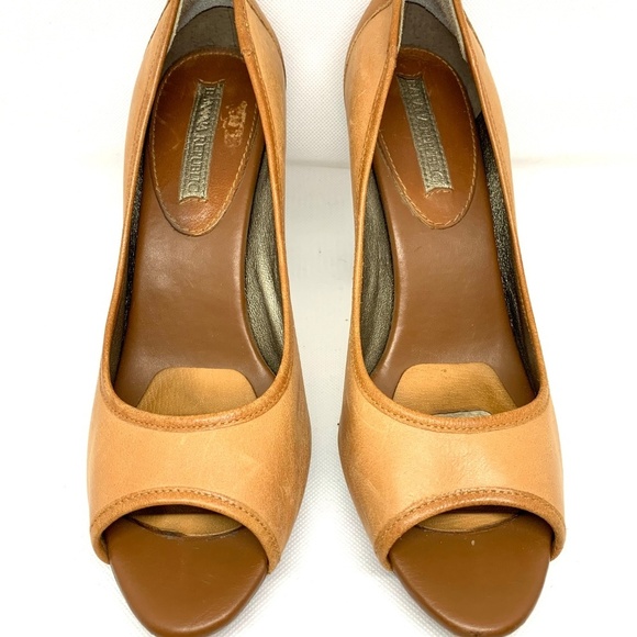 Banana Republic Lyons Leather Open Toe Pumps - Picture 3 of 6